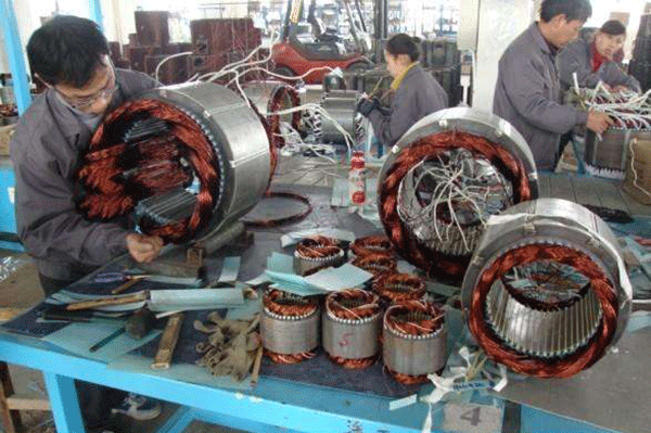 西安泰富西瑪電機(jī)技術(shù)人員與您分享電機(jī)大修后的影響。