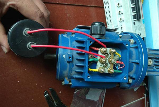 如何使西瑪電機(jī)接線更牢固？